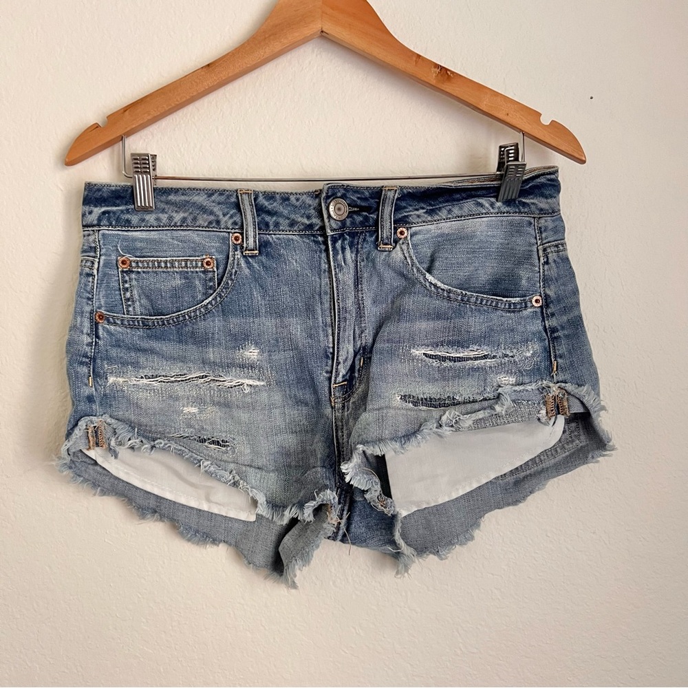 American Eagle Outfitters Hi-Rise Festival Distressed Denim Shorts Sz 6